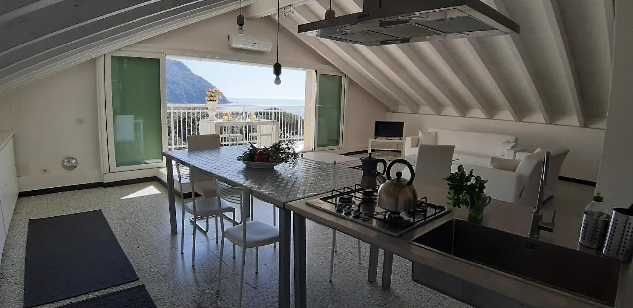 Appartement Penthouse By The Sea à Levanto