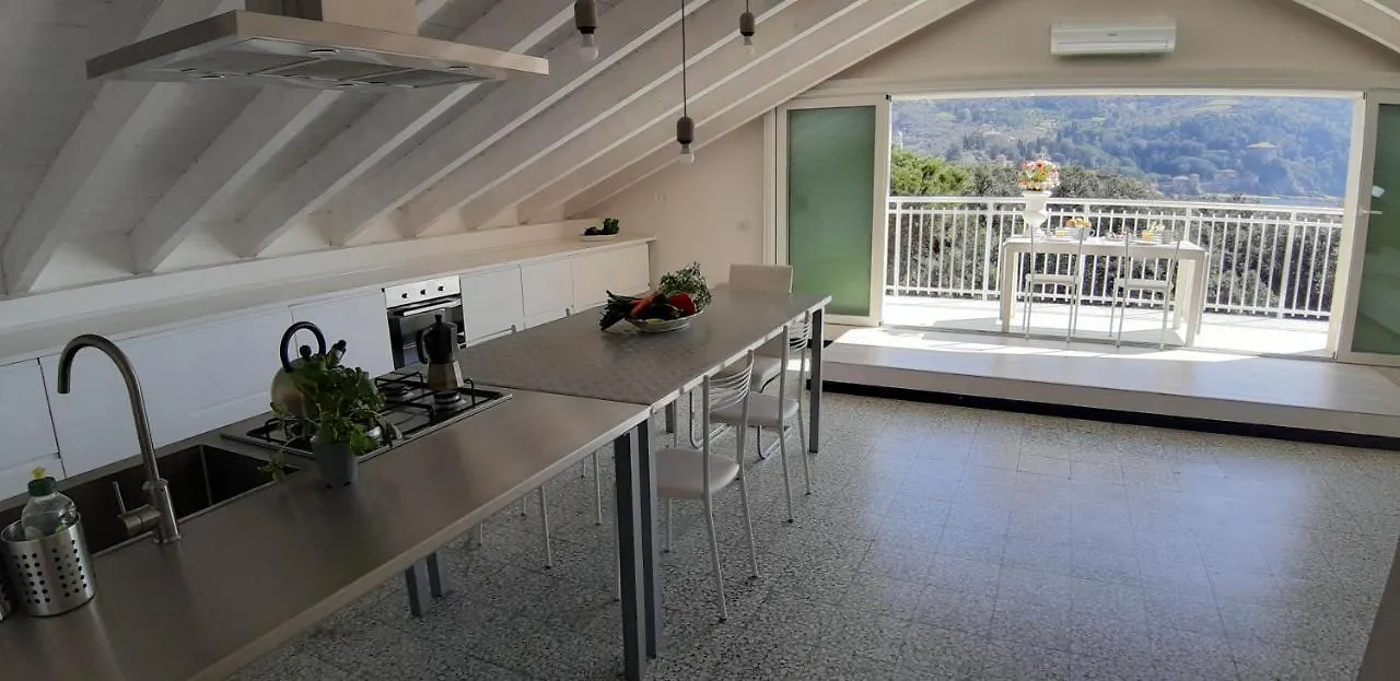 Appartement Penthouse By The Sea à Levanto 0*,