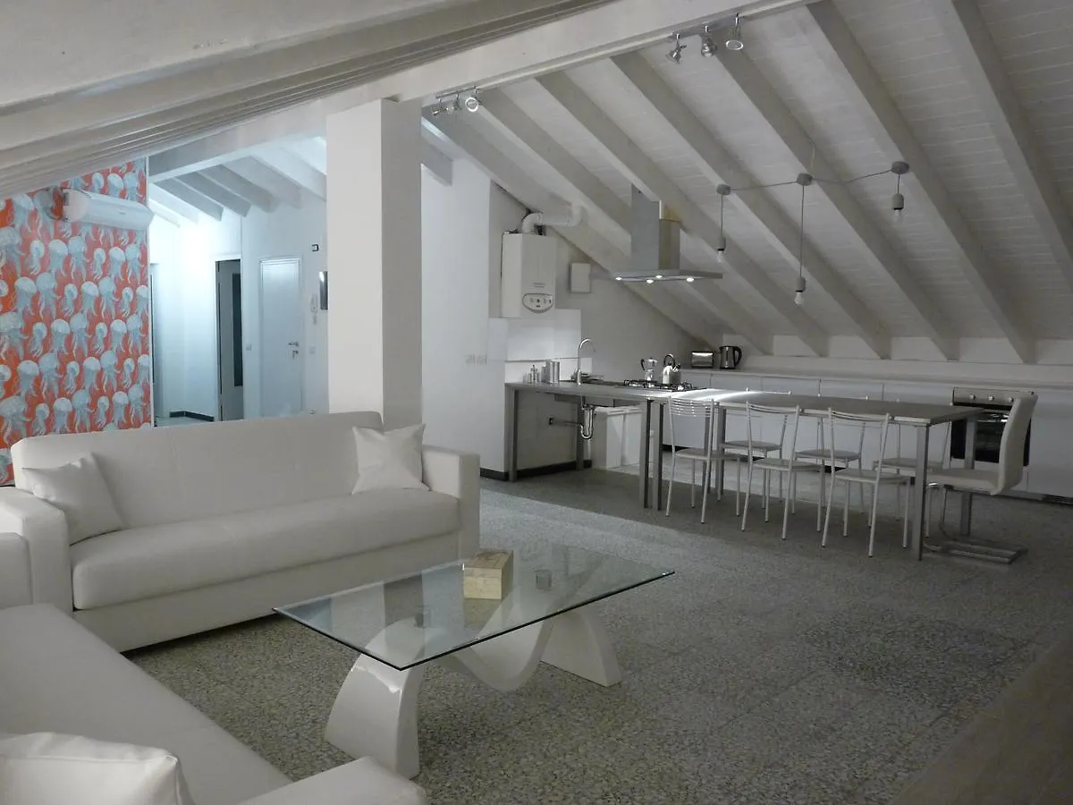Appartement Penthouse By The Sea à Levanto